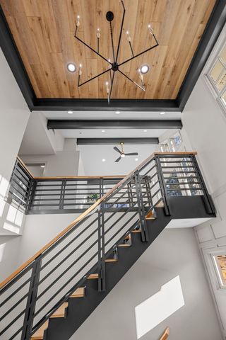 815 W Park Road, Iowa City, IA 52240