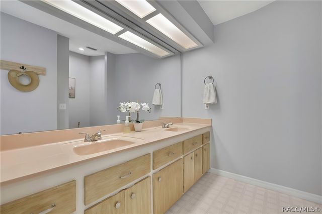 5435 N Bronco Terrace, Beverly Hills, FL 34465