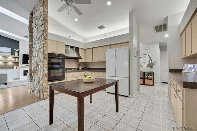 5435 N Bronco Terrace, Beverly Hills, FL 34465
