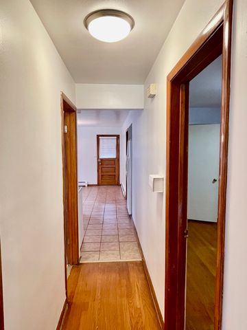 5158 N Elston Avenue 2, Chicago, IL 60630