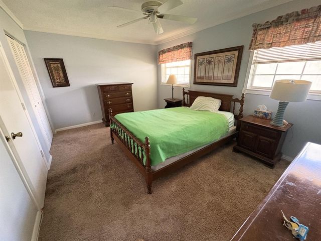 620 Tennis Club Drive 105, Fort Lauderdale, FL 33311