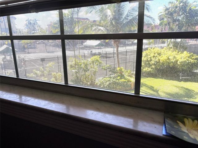 620 Tennis Club Drive 105, Fort Lauderdale, FL 33311
