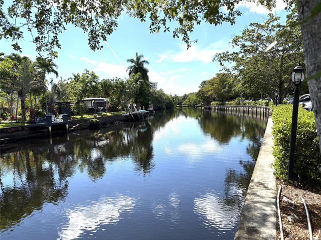 620 Tennis Club Drive 105, Fort Lauderdale, FL 33311
