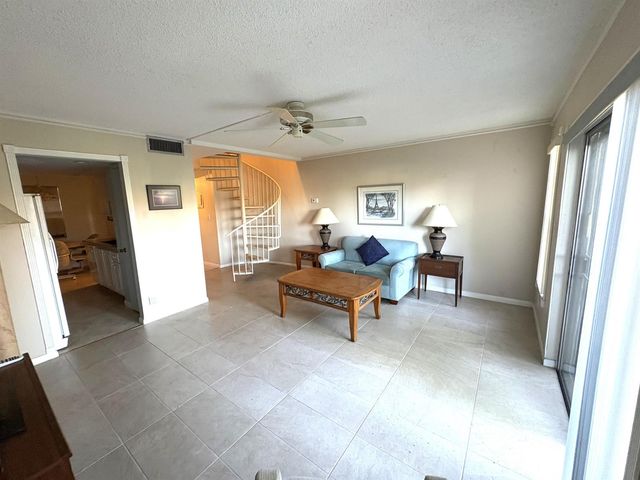 620 Tennis Club Drive 105, Fort Lauderdale, FL 33311