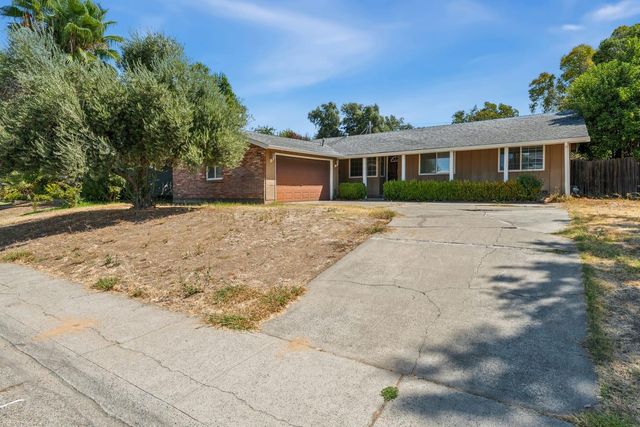 5128 Diablo Dr, Sacramento, CA 95842