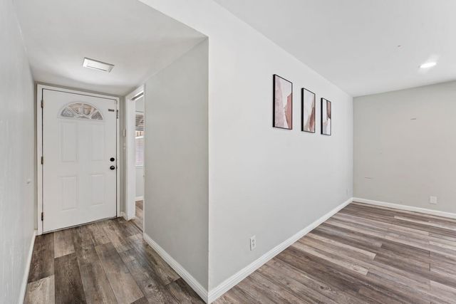 5128 Diablo Dr, Sacramento, CA 95842