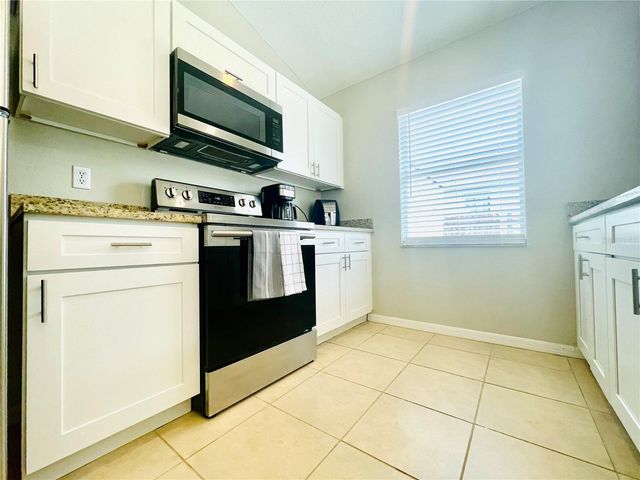 1046 DURANGO LOOP STREET, Davenport, FL 33897