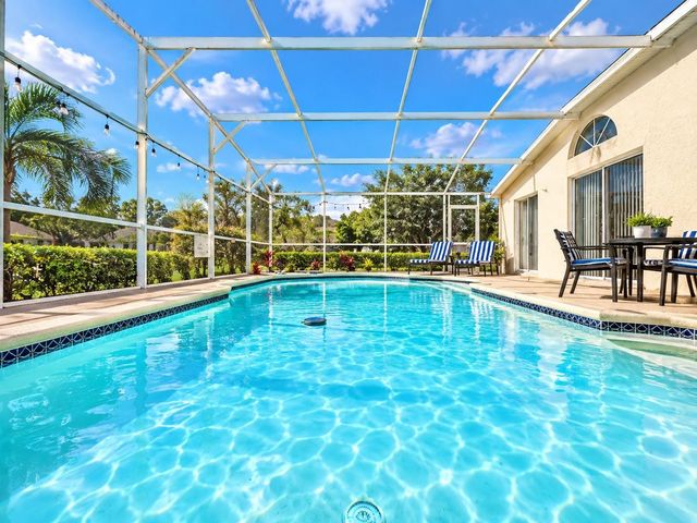 1046 DURANGO LOOP STREET, Davenport, FL 33897