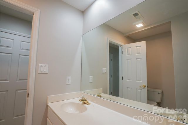 3552 Weddington Oaks Drive, Weddington, NC 28104