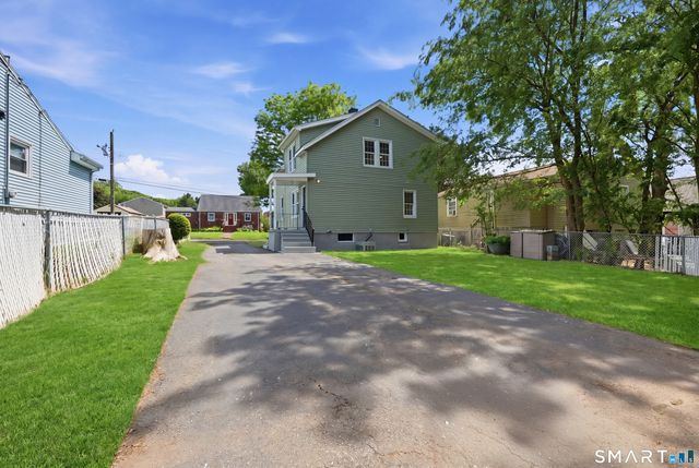 127 Rangely Street, West Haven, CT 06516