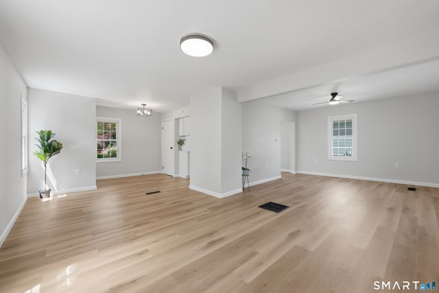 127 Rangely Street, West Haven, CT 06516