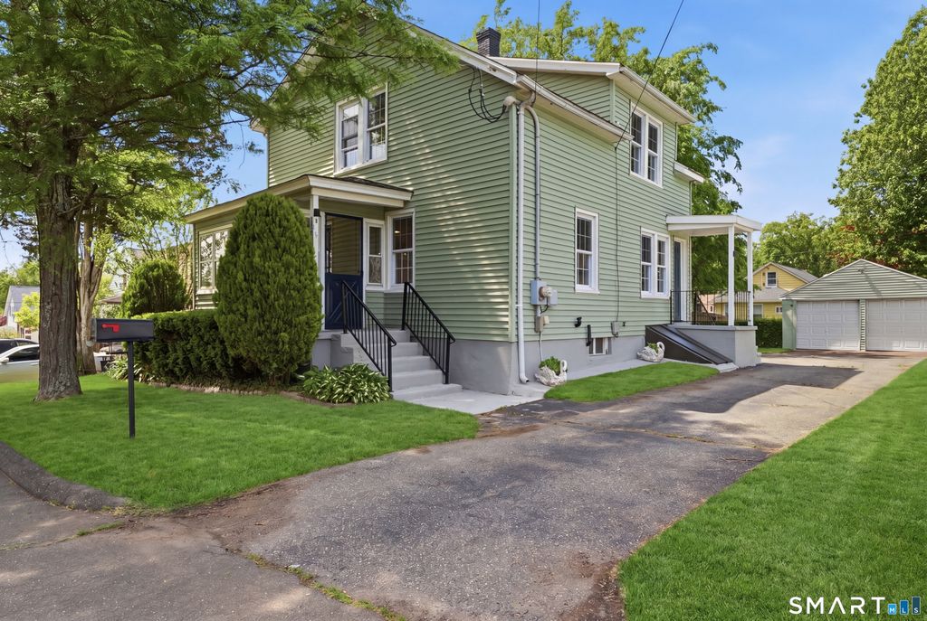 127 Rangely Street, West Haven, CT 06516