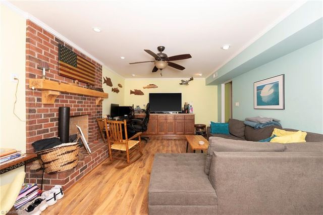 963 Ridge Gate Drive, Lewisville, NC 27023