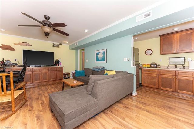 963 Ridge Gate Drive, Lewisville, NC 27023