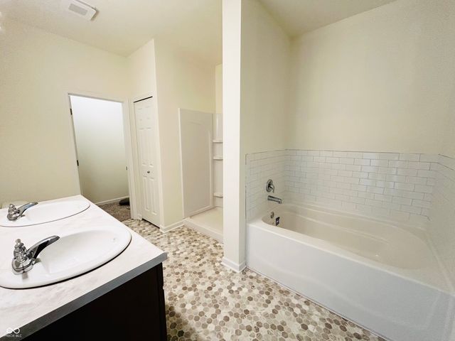6800 Coreopsis Lane, Seymour, IN 47274