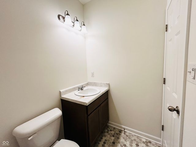 6800 Coreopsis Lane, Seymour, IN 47274