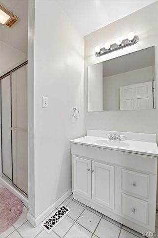 1735 Redman Road, St Louis, MO 63138