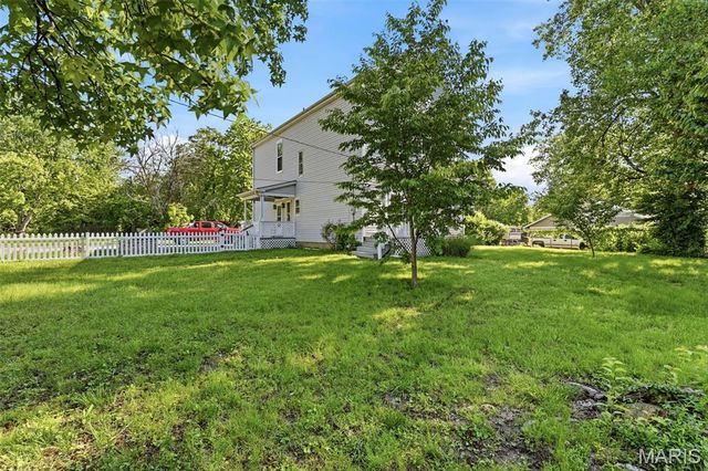 1735 Redman Road, St Louis, MO 63138