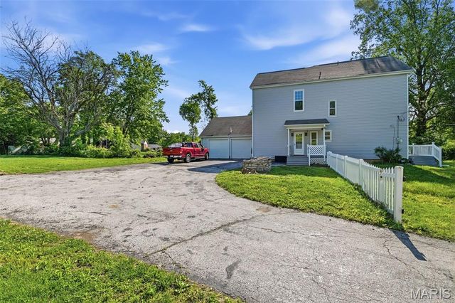1735 Redman Road, St Louis, MO 63138