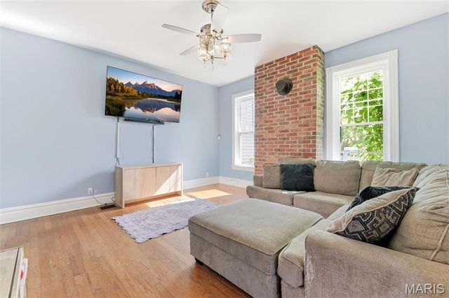 1735 Redman Road, St Louis, MO 63138