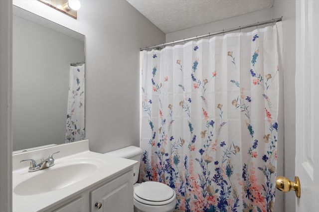 1273 Dalmally Dr, Murfreesboro, TN 37128