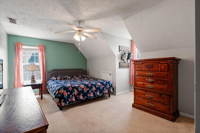 1273 Dalmally Dr, Murfreesboro, TN 37128