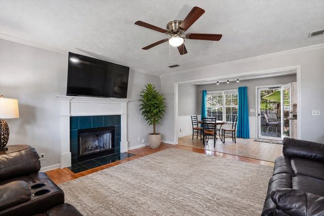1273 Dalmally Dr, Murfreesboro, TN 37128