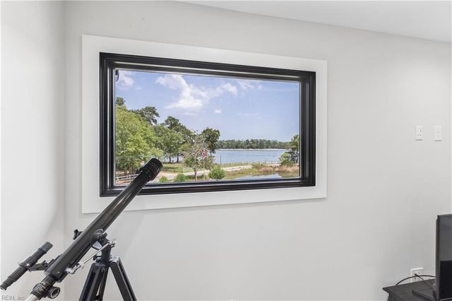 1539 McCullough LN, Virginia Beach, VA 23454