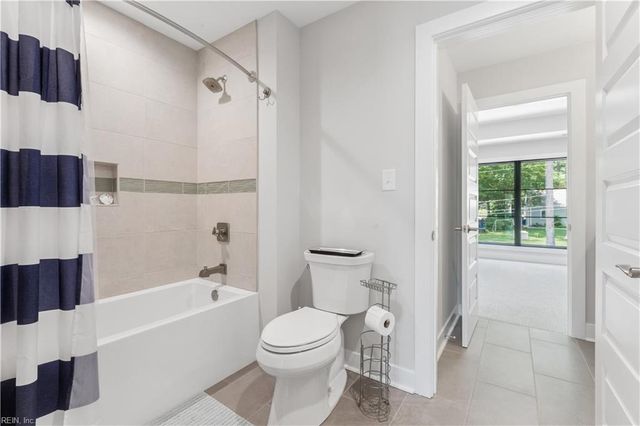 1539 McCullough LN, Virginia Beach, VA 23454