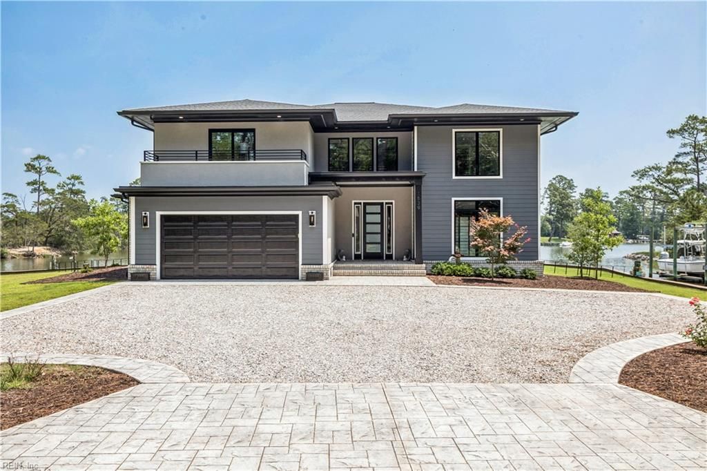 1539 McCullough LN, Virginia Beach, VA 23454