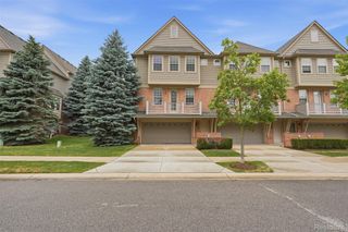 56669 Sunset Drive 177, Shelby Charter Township, MI 48316