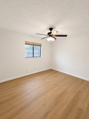 4105 Engleman Street, Fort Worth, TX 76137