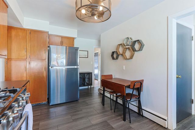 1915 Rockne Drive, South Bend, IN 46617