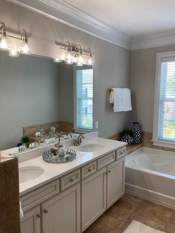 656 Coleman Boulevard 201, Mount Pleasant, SC 29464