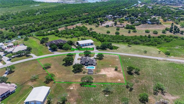 5539 River Trail Dr, Robstown, TX 78380