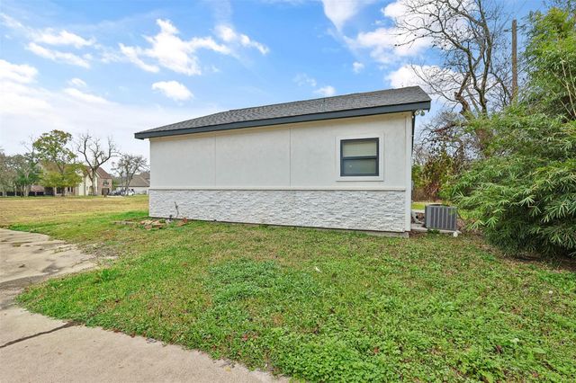 3922 Roseneath Drive, Houston, TX 77021