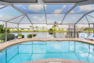 105 SW 39th PL, Cape Coral, FL 33991