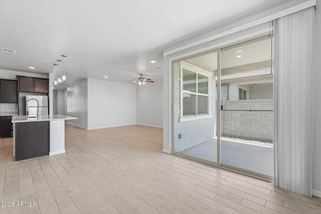 5533 W WALATOWA Street, Phoenix, AZ 85041