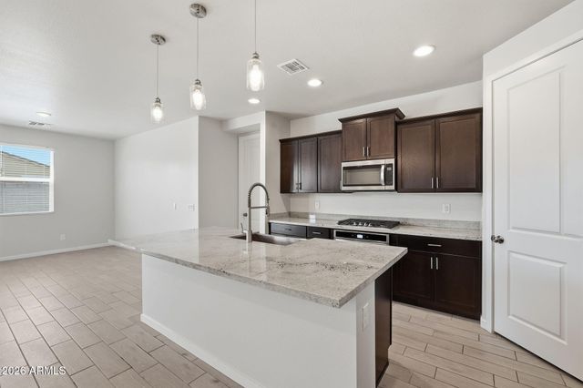 5533 W WALATOWA Street, Phoenix, AZ 85041