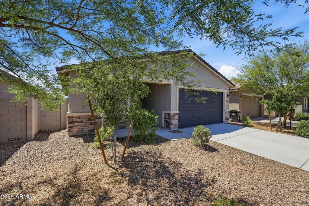 5533 W WALATOWA Street, Phoenix, AZ 85041 — photo 2
