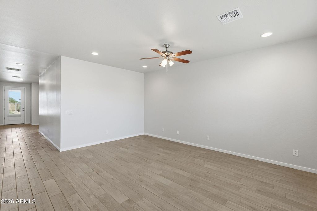 5533 W WALATOWA Street, Phoenix, AZ 85041 — photo 5