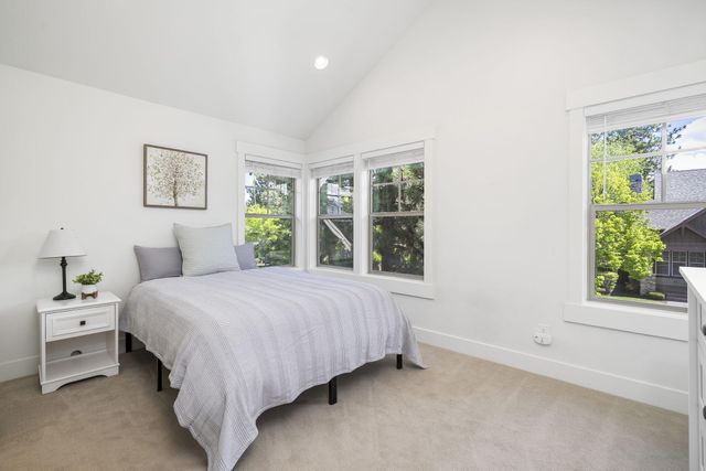 1583 NW William Clark Street # 15, Bend, OR 97703