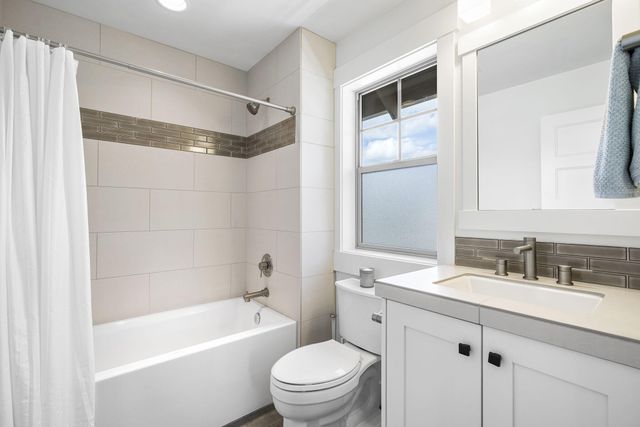 1583 NW William Clark Street # 15, Bend, OR 97703