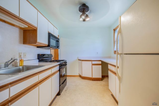 231 E ST ANDREW, Rapid City, SD 57701