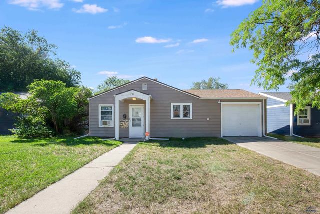 231 E ST ANDREW, Rapid City, SD 57701