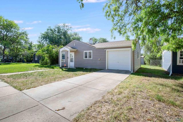231 E ST ANDREW, Rapid City, SD 57701