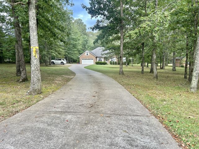 83 Rutledge Falls Rd, Tullahoma, TN 37388