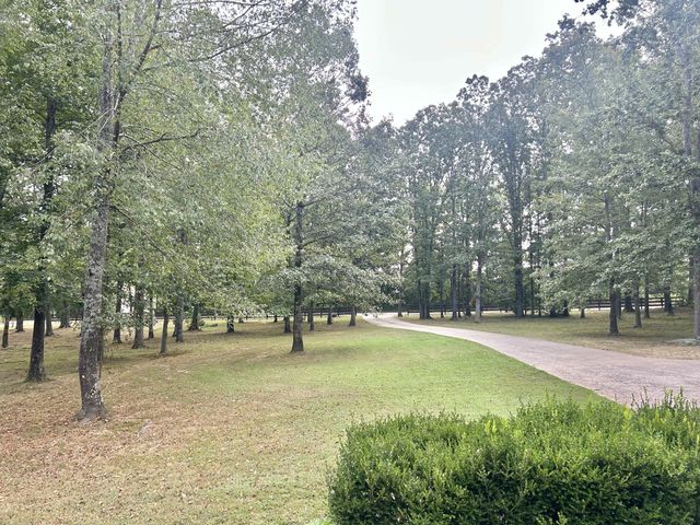 83 Rutledge Falls Rd, Tullahoma, TN 37388