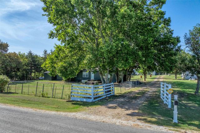 428 Pennell Road, Sherman, TX 75090