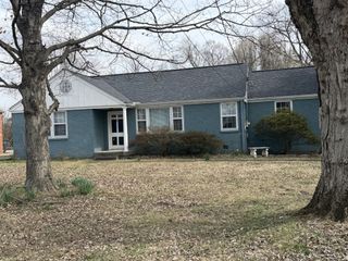 329 Blue Hills Dr, Nashville, TN 37214